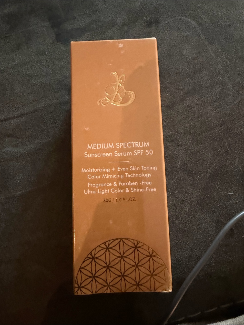 Medium Spectrum Sunscreen Serum SPF 50 - Medium (Brown)